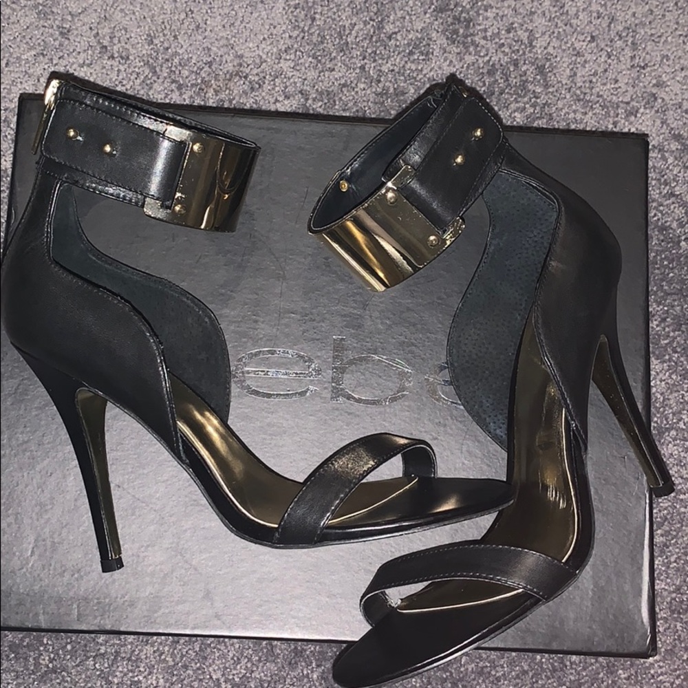 Bebe heels size 8